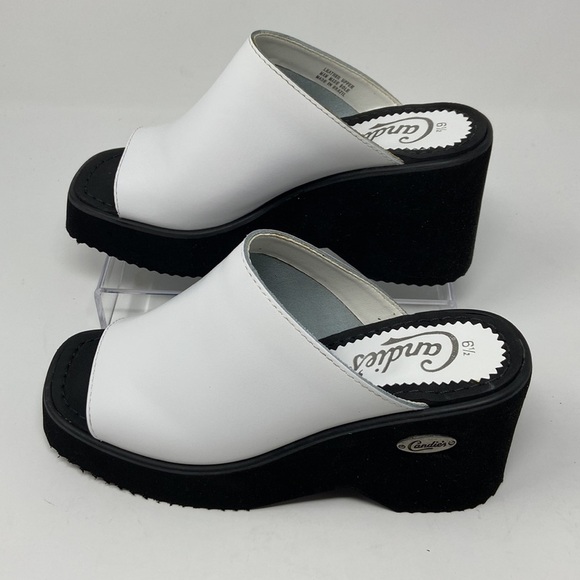 Y2K Candies White Leather Wedge SIZE 6 1/2 New in Box - Picture 3 of 9